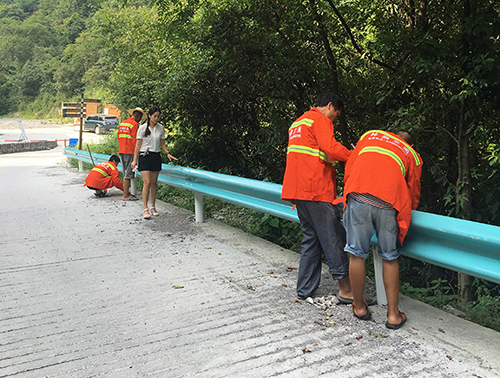 道路護欄安裝